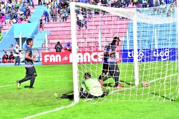 Real Potosí demostró su poderío futbolístico