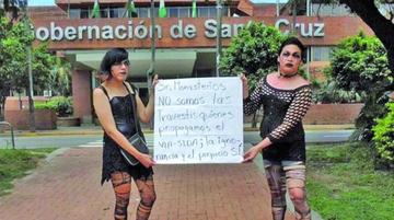 LGBT protesta porque responsabilizan a travestis por aumento del VIH