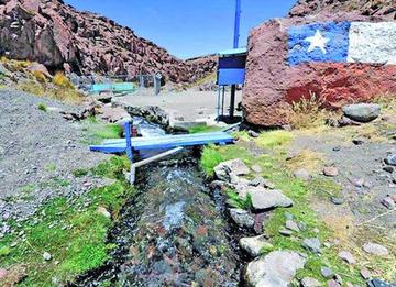 Bolivia analiza contrademandar a Chile por las aguas del Silala