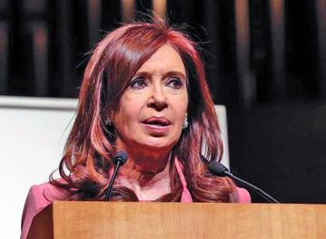 Enjuiciarán a Cristina Fernández en caso por presunta corrupción