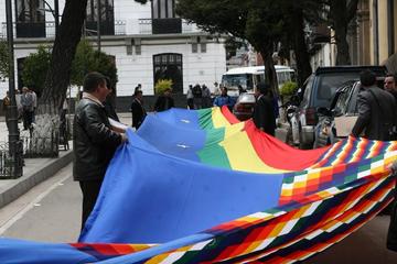 Exhiben en Potosí la bandera del Mar