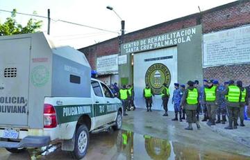 Palmasola: refuerzan seguridad y dos reclusos siguen prófugos