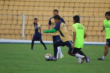 El cuadro lila es tercer del grupo A con 10 puntos por debajo de Bolívar (13) y Wilster (11).