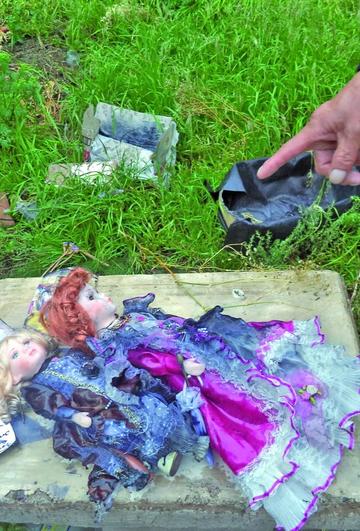 Estas son las muñecas encontradas.