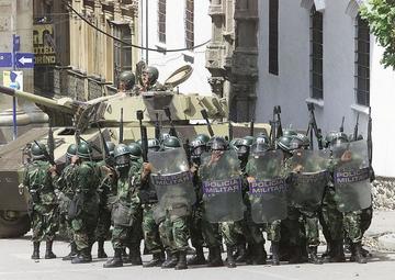 Revelan que le advirtieron a Sánchez de Lozada del uso de la fuerza militar