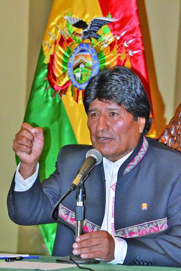 Evo Morales: todos tienen que aportar en el proceso