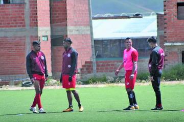 Partido entre Nacional Potosí y Aurora se jugará el domingo a las 18:15