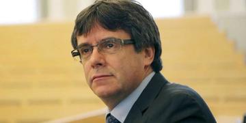 Puigdemont pide unidad a soberanismo desde la cárcel
