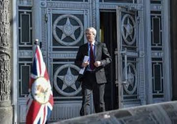 Rusia expulsa a medio centenar de diplomáticos de Reino Unido 