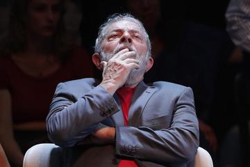 El exmandatario anunció su candidatura, a pesar de normas que prohíben a todo condenado en segunda instancia aspirar a u