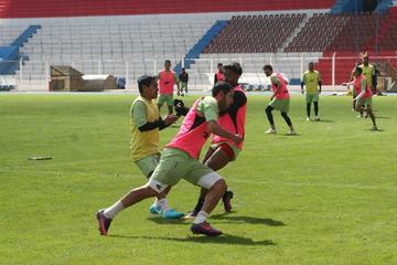 Nacional Potosí viaja a Brasil para enfrentar al laureado Fluminense