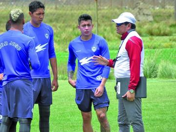 San José y Blooming van por la punta 