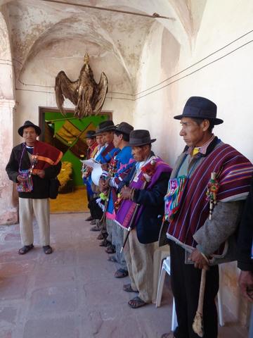 El momento de ch'alla con los toritos.