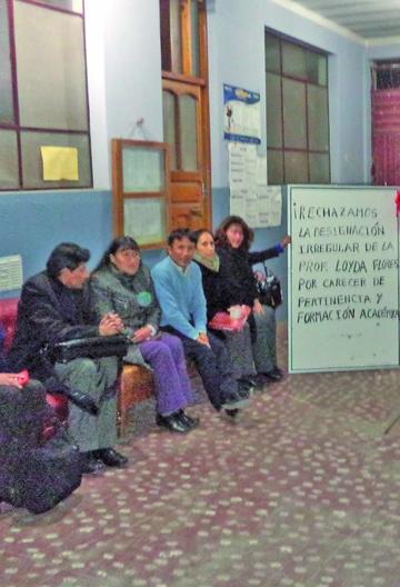 Los maestros urbanos  toman los predios de la Dirección Distrital