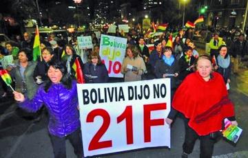 Cívicos se movilizarán en mayo en defensa del 21F 