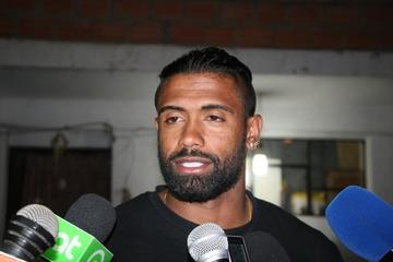 Reina: “nosotros tenemos que levantarnos”
