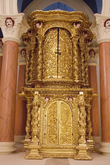 Se logró restaurar detalles del interior.
