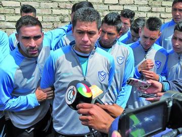 Jugadores del santo paran y dirigencia pide tolerancia 