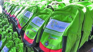 Involucran a círculo cercano del alcalde en caso mochilas