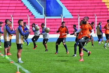 Los jugadores potosinos durante su último entrenamiento en el estadio “Víctor Agustín Ugarte”.