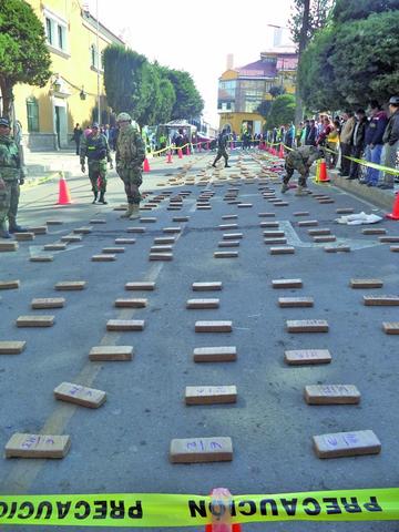 Incautan más de media tonelada de droga que está valuada en 1.2 MM