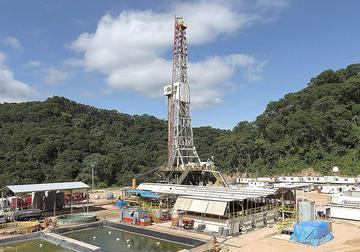 YPFB presentó el nuevo estudio y confirmó que el 100 % de los hidrocarburos está en territorio cruceño.