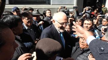 Mesa afirma que tiene derecho “de ser, si quisiera, candidato”