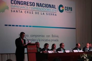 El congreso en Santa Cruz.