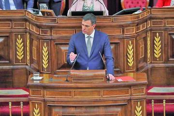 El nuevo presidente español tomará posesión de su cargo hoy ante el rey.