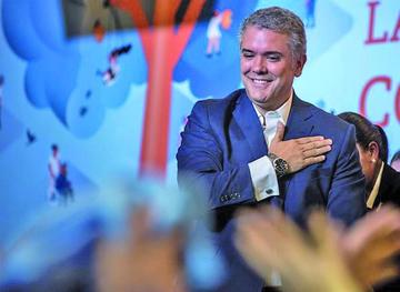 Colombia inicia la transición de Santos a Duque tras elecciones