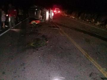 Una persona muere en una colisión de vehículos