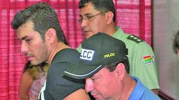 El implicado cumple una pena de cárcel de 30 años por asesinato.