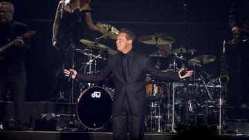 El mexicano Luis Miguel vuelve a calentar España