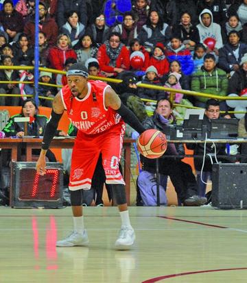 Los basquetbolistas dejaron ayer la Villa Imperial.