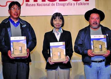 Exhiben proyecto sobre Tiahuanaco