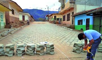 Proyectan enlocetado de 20 kilómetros de calles potosinas