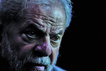 Lula es absuelto en una de las causas que enfrenta en la justicia