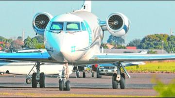 Aduana afirma que dueño del jet no inició trámites de estadía temporal
