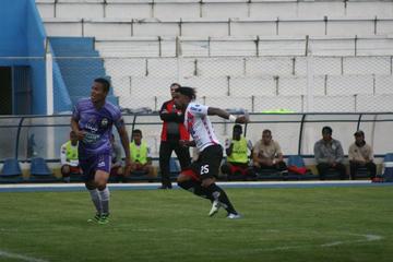 Hermán Soliz y Harold Reina en el último cotejo.