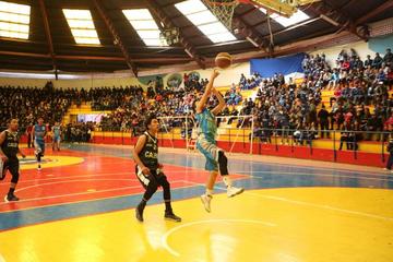Los partidos se jugaron en el coliseo “10 de Noviembre”.