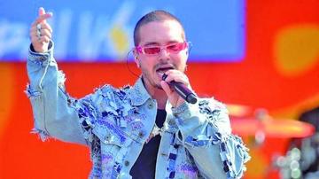 J Balvin critica a los que alaban la violencia