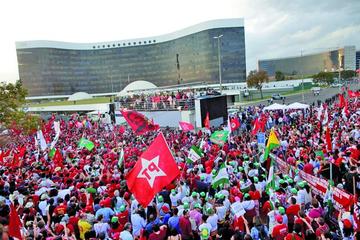 Brasil inicia la campaña electoral más corta e indefinida de su historia