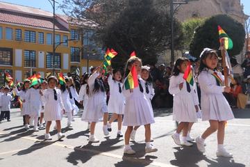 Estudiantes del Kínder Eduardo Avaroa.