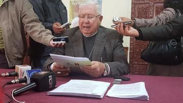 Evo afirma que monseñor Jesús Juárez le insinuó para que se corrompa