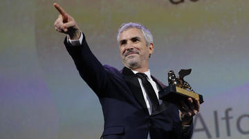Alfonso Cuarón triunfa en Venecia
