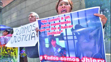 Las protestas siguen contra los operadores y administradores de  justicia.