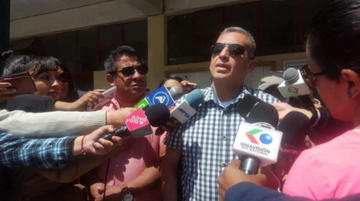 Afirmó que la funcionaria judicial habló cuatro veces sobre la inocencia del méico Fernández.