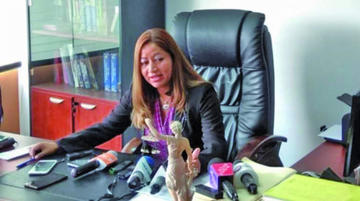 Verónica Juárez, es abogada y amiga de la jueza Patricia Pacajes.