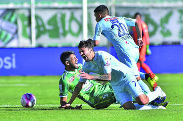 Bolívar se impone con goleada a Oriente 