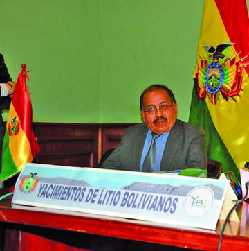 El ejecutivo de Yacimientos de Litio Bolivianos (YLB), Juan Carlos Montenegro.